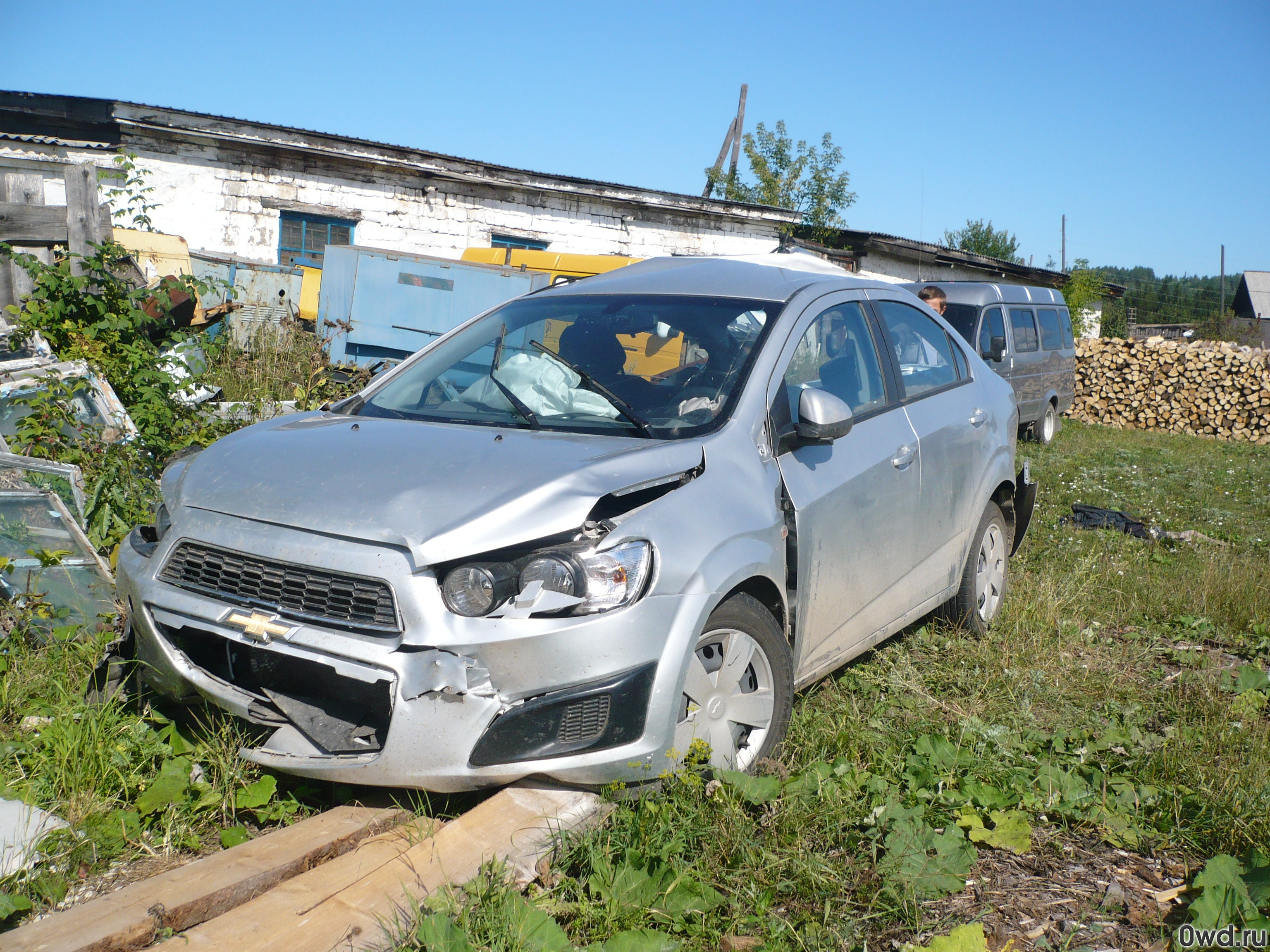 Битый автомобиль Chevrolet Aveo (2013) в Орде